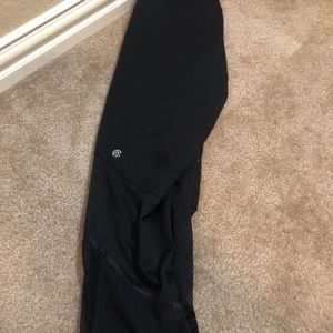 MID LENGTH WORKOUT PANTS